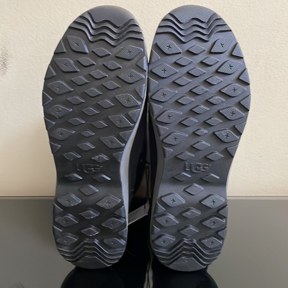 New Ugg Ingalls Boots Size 8 - Picture 4 of 8